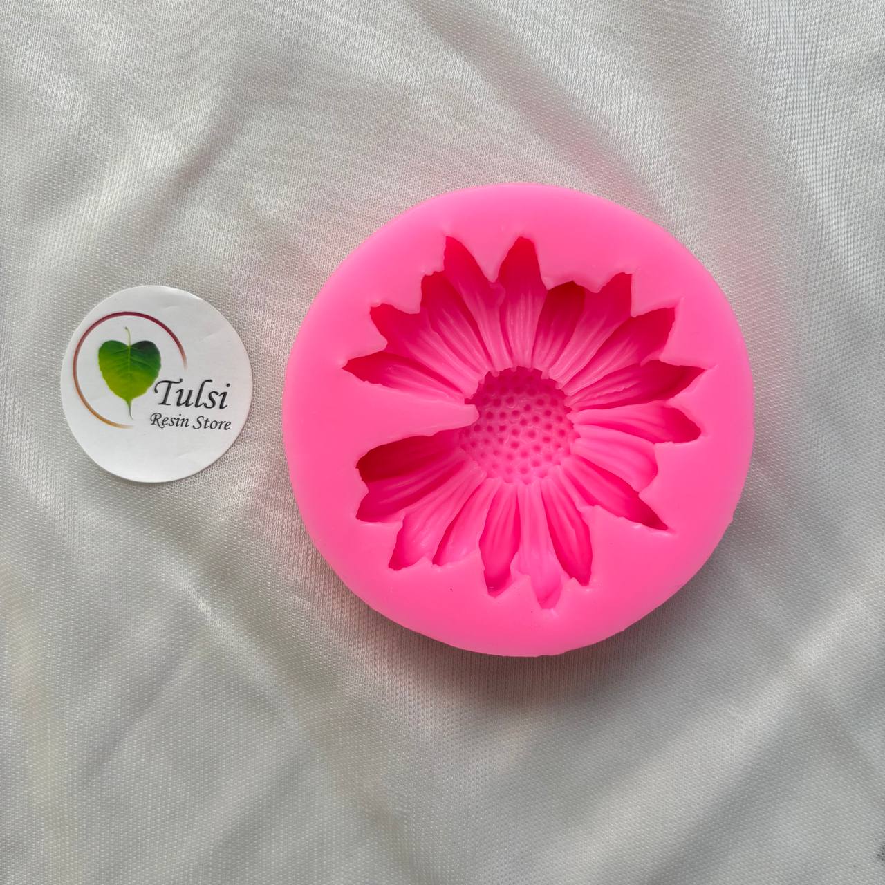 Pink Daisy Flower Mould (B)