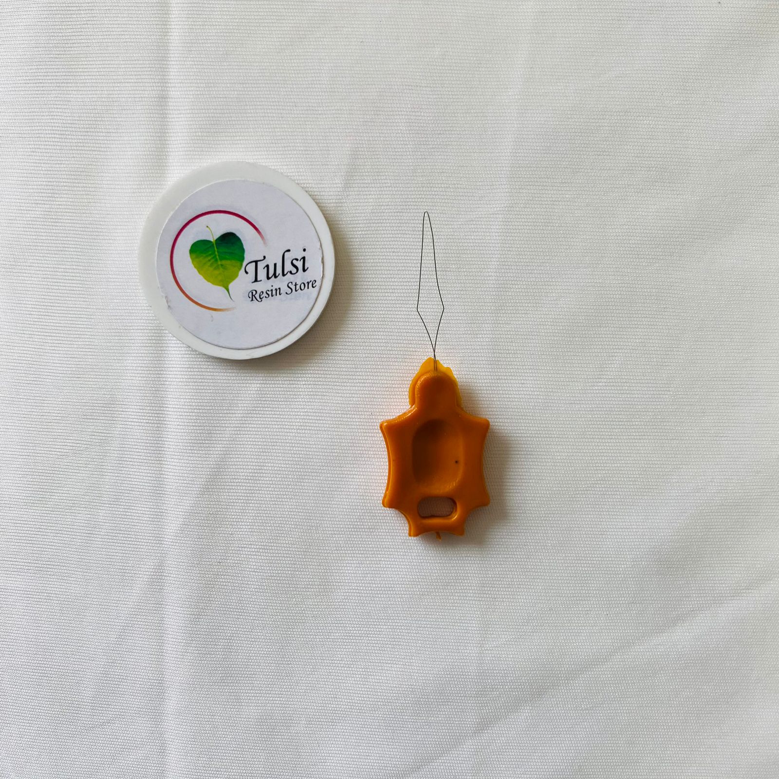 Needle Threader (A) Tulsi Resin Store