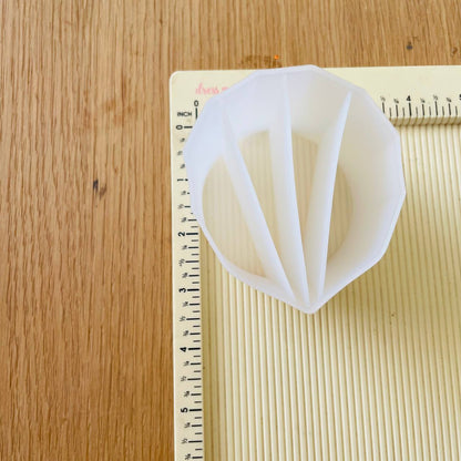 4 Partition Pouring cup