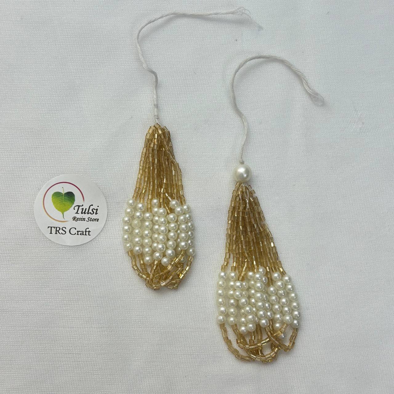 Rakhi Hanging (P)