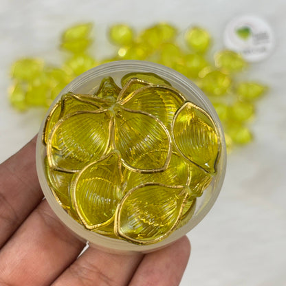 Colourful Plastic Flower (I) - Petals