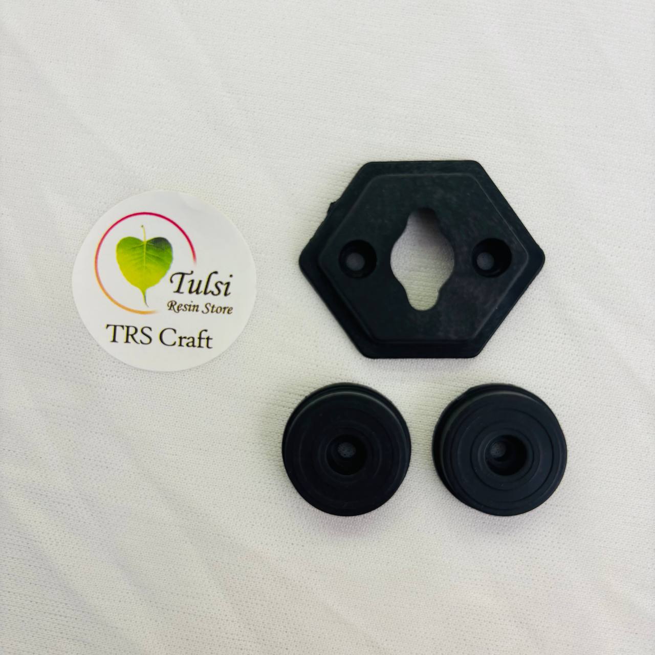 Plastic Hook With 2 Bumper - - tulsiresin