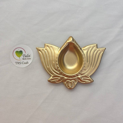 Metal Diya (F) - Lotus Tulsi Resin Store