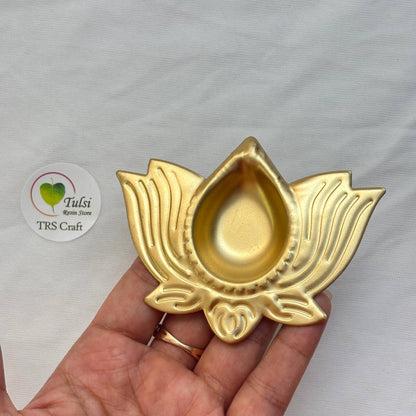 Metal Diya (F) - Lotus Tulsi Resin Store