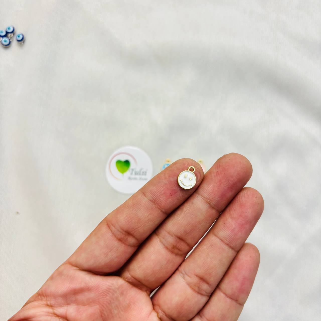 Smile Charm (A) Tulsi Resin Store