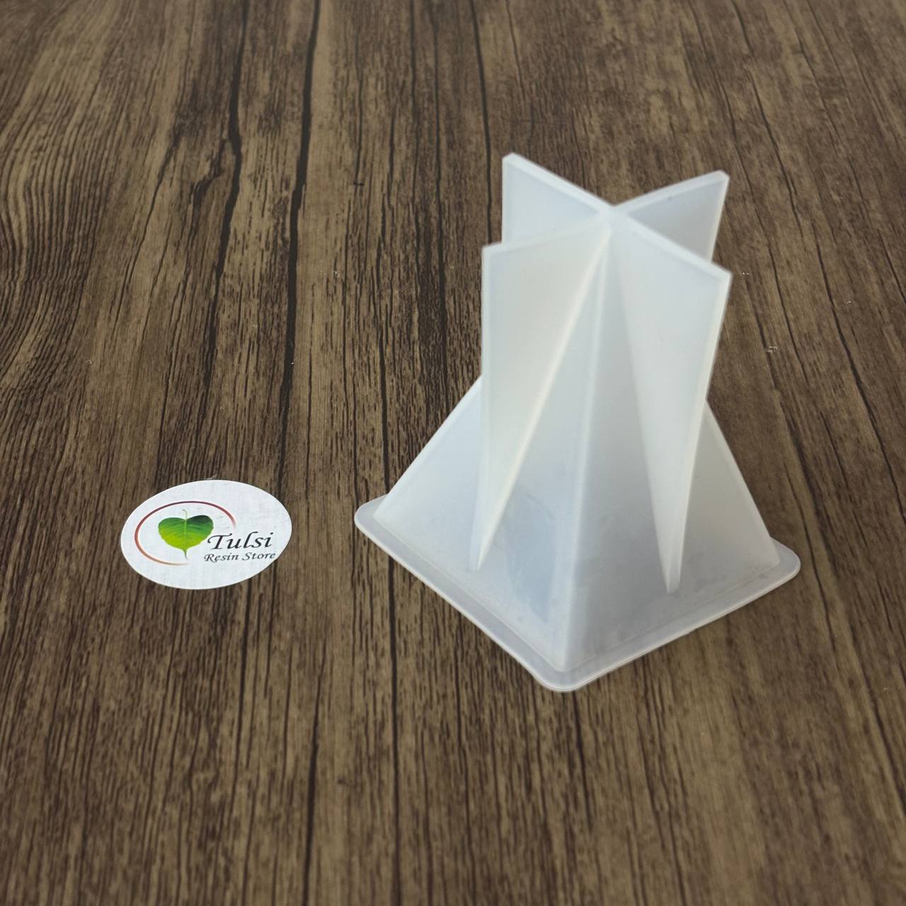 3" Pyramid Mould