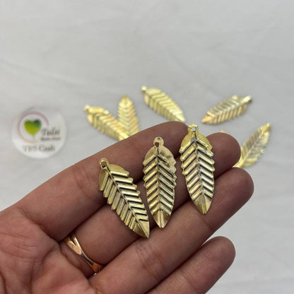 Metal Leaf Charm (G) (20pc) Tulsi Resin Store