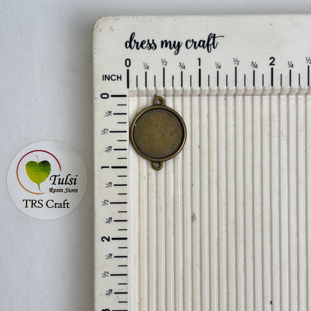 Antique Bazel With 2 Hook (A) Tulsi Resin Store