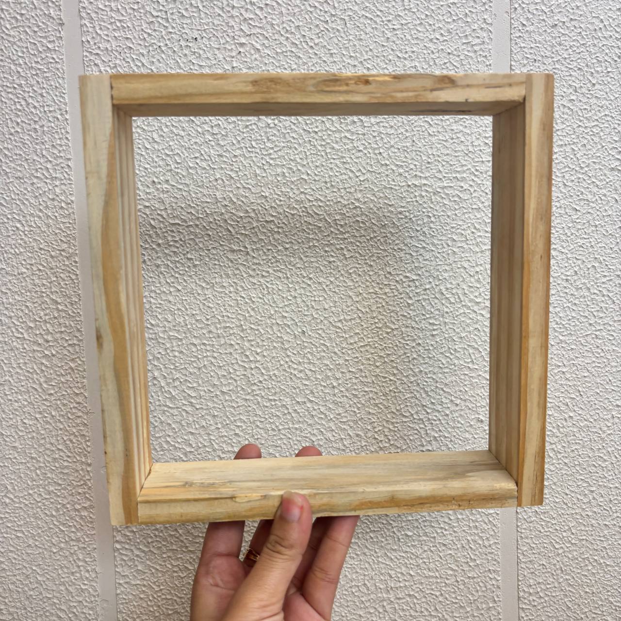 PineWood Hollow Frame - 8"