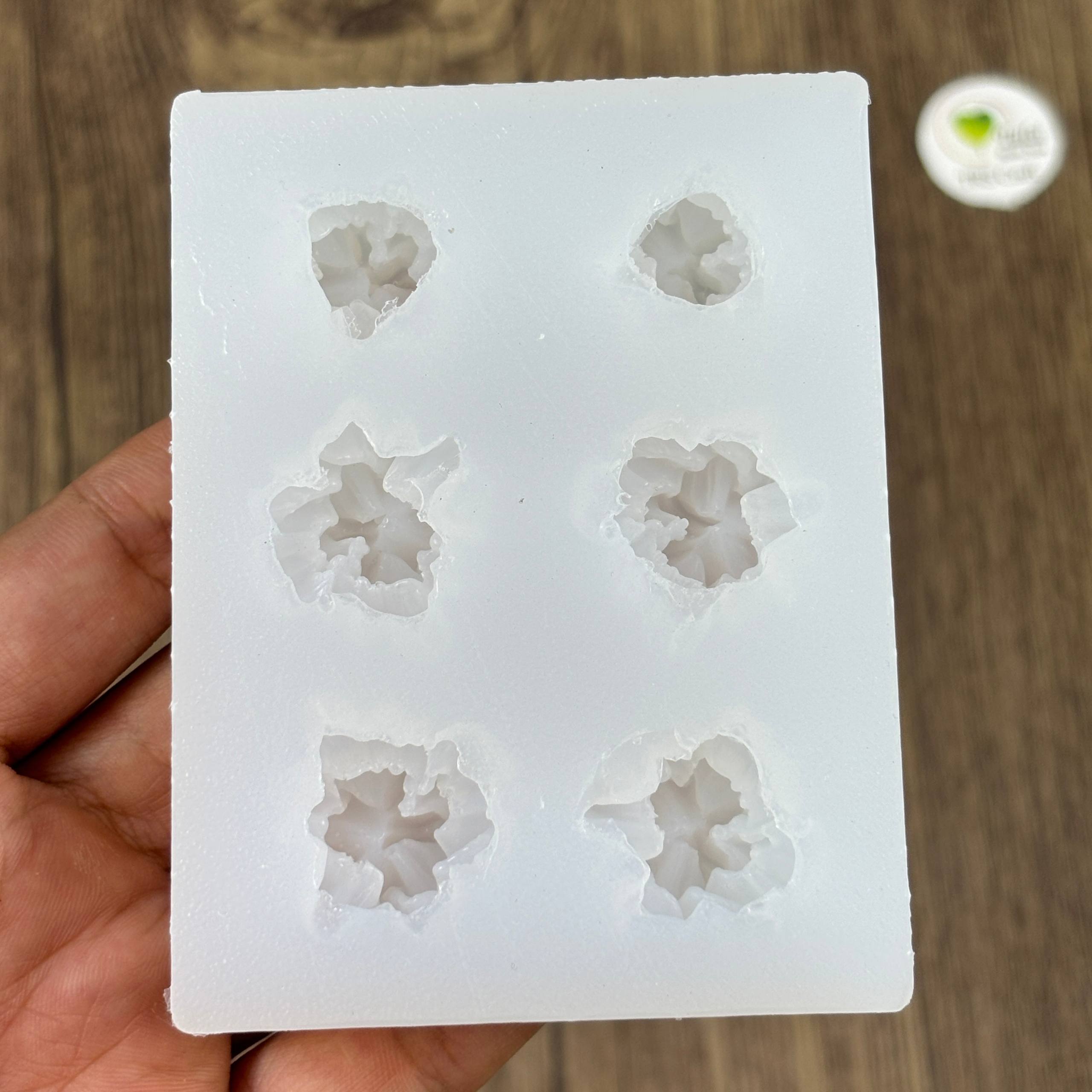 Flower Mould (A30) - Mini Ruffle (HM)