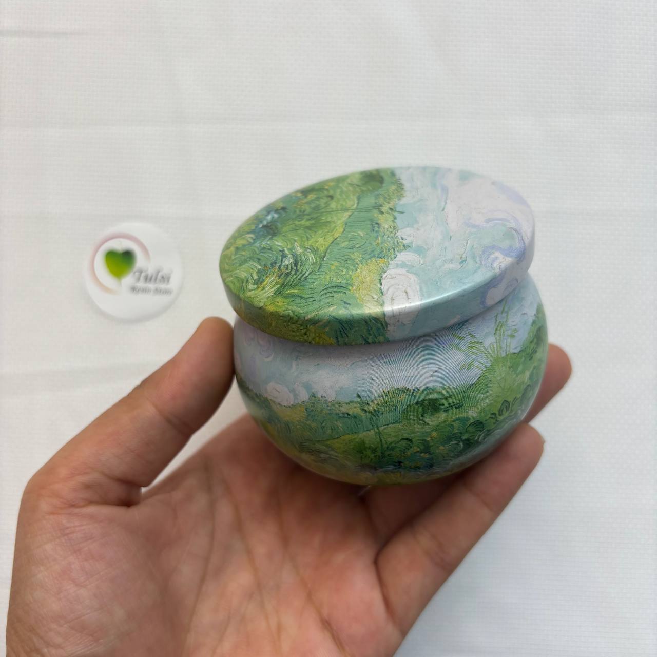 Metal Jar (I)