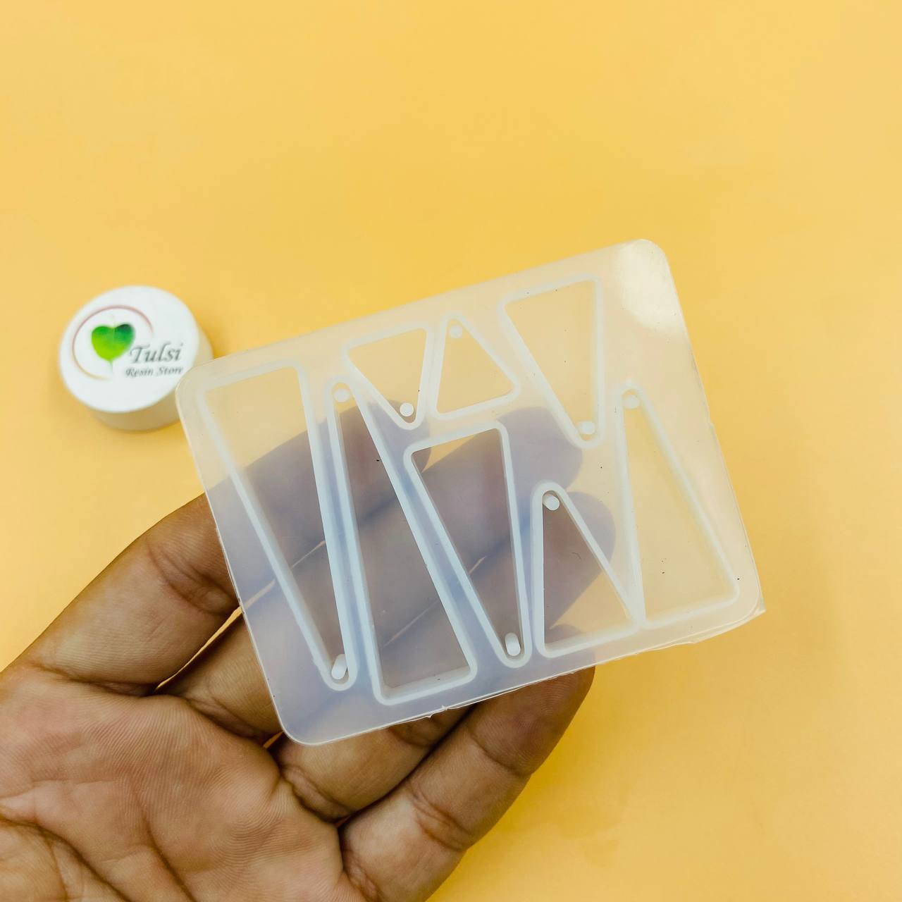 8 Cavity Long Triangle Mould Tulsi Resin Store