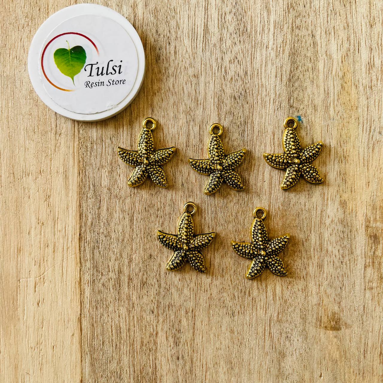 Gold Charm - Starfish (5pc)