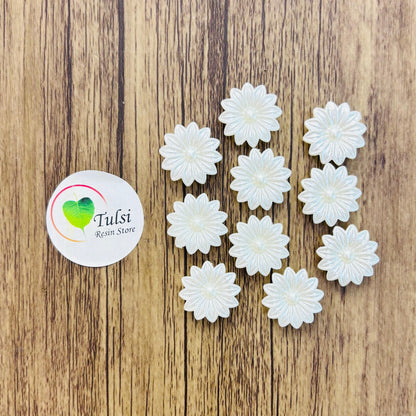 White Plastic Flower - (D) Tulsi Resin Store