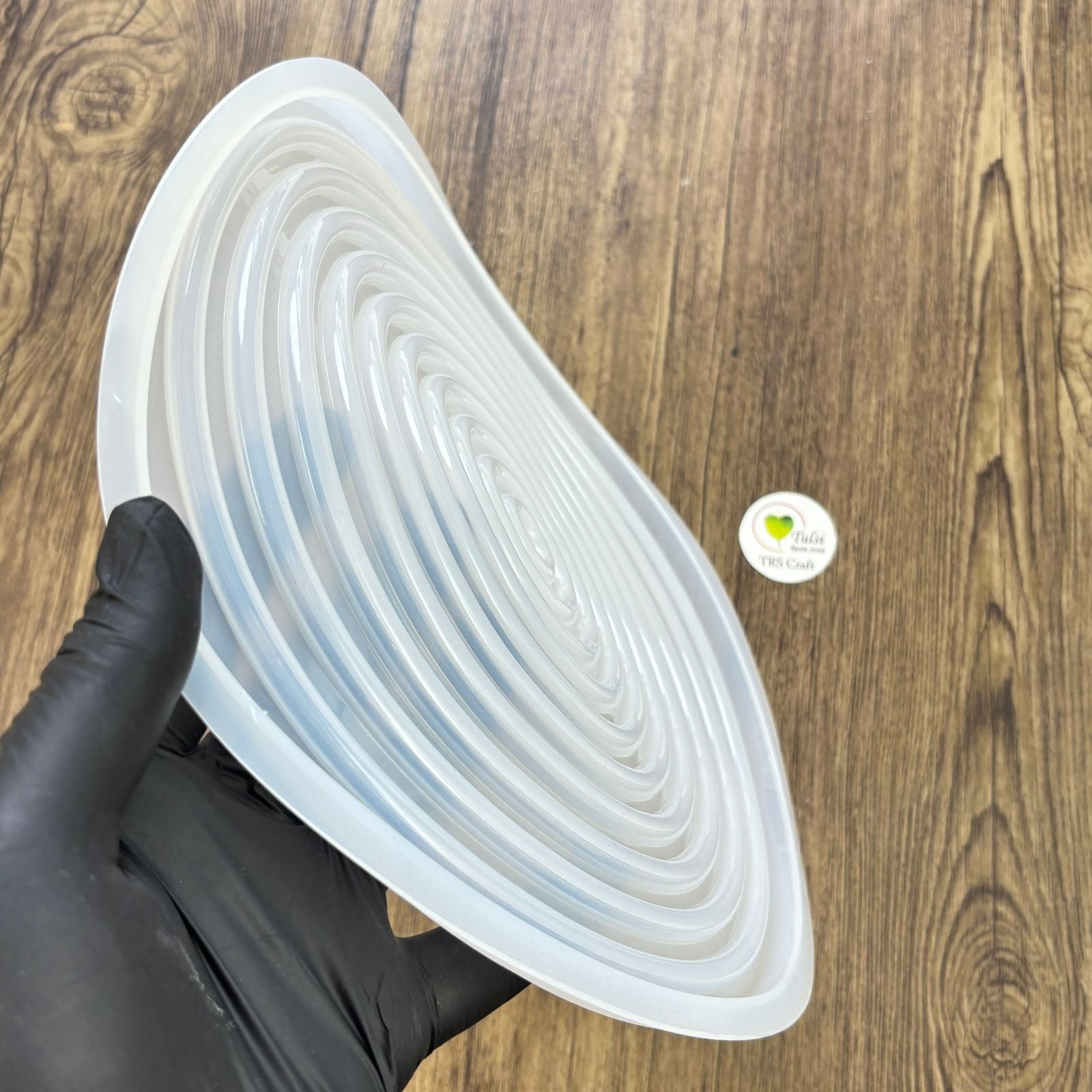 Ribbed Round Platter Mould Tulsi Resin Store