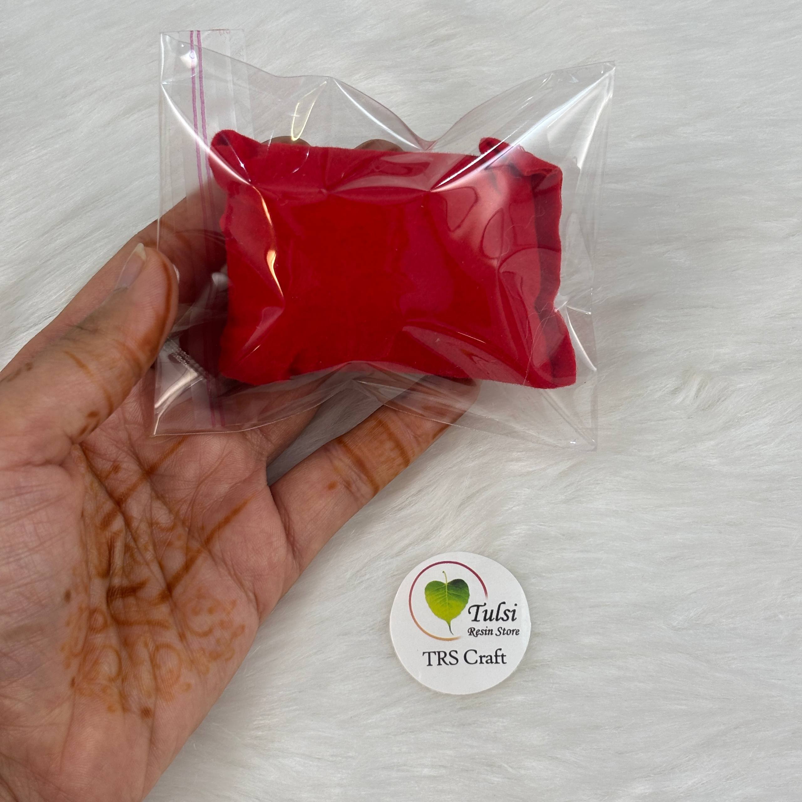Rakhi Packing Pillows - Plain 1 Piece Red Tulsi Resin Store