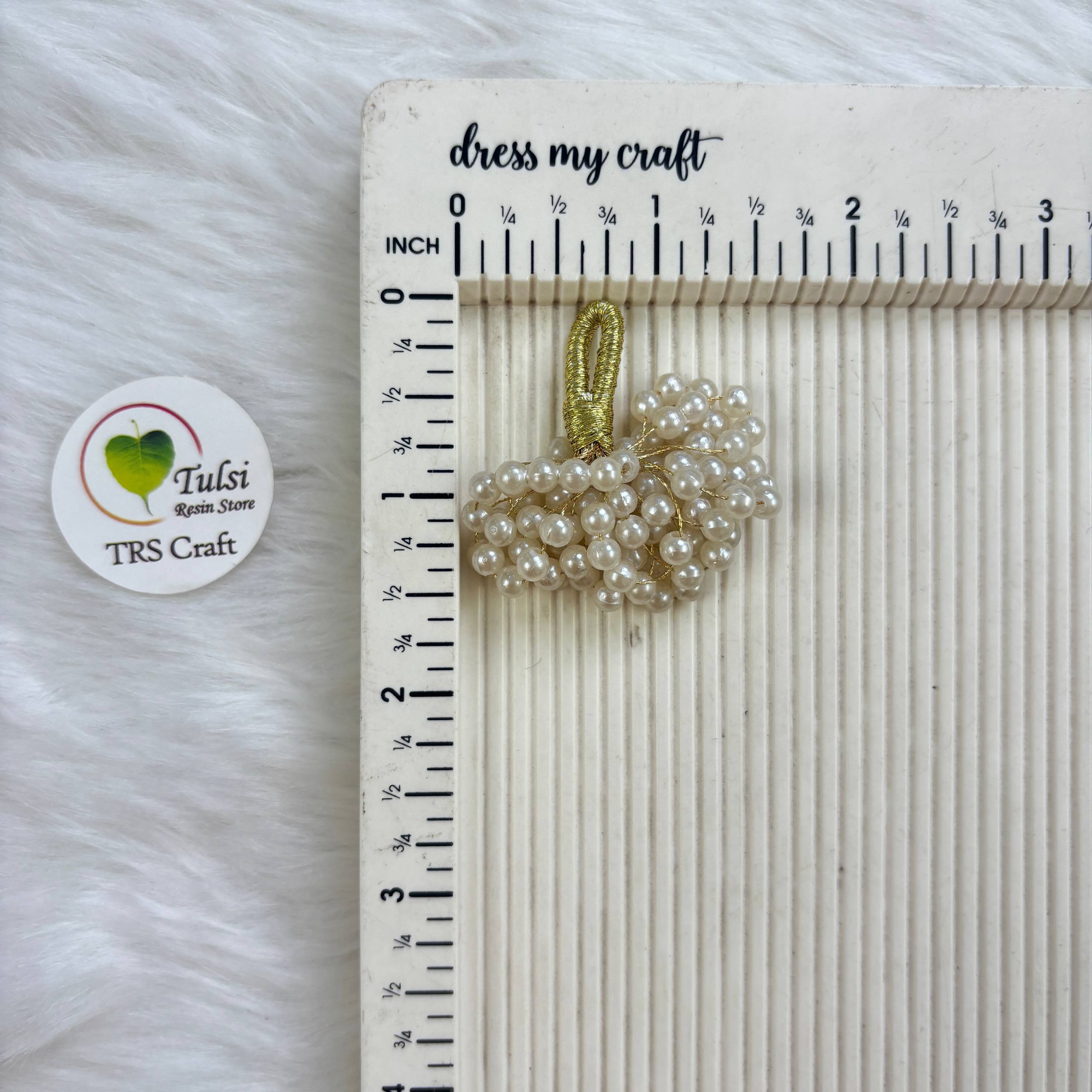 Rakhi Hanging (Z) White Tulsi Resin Store