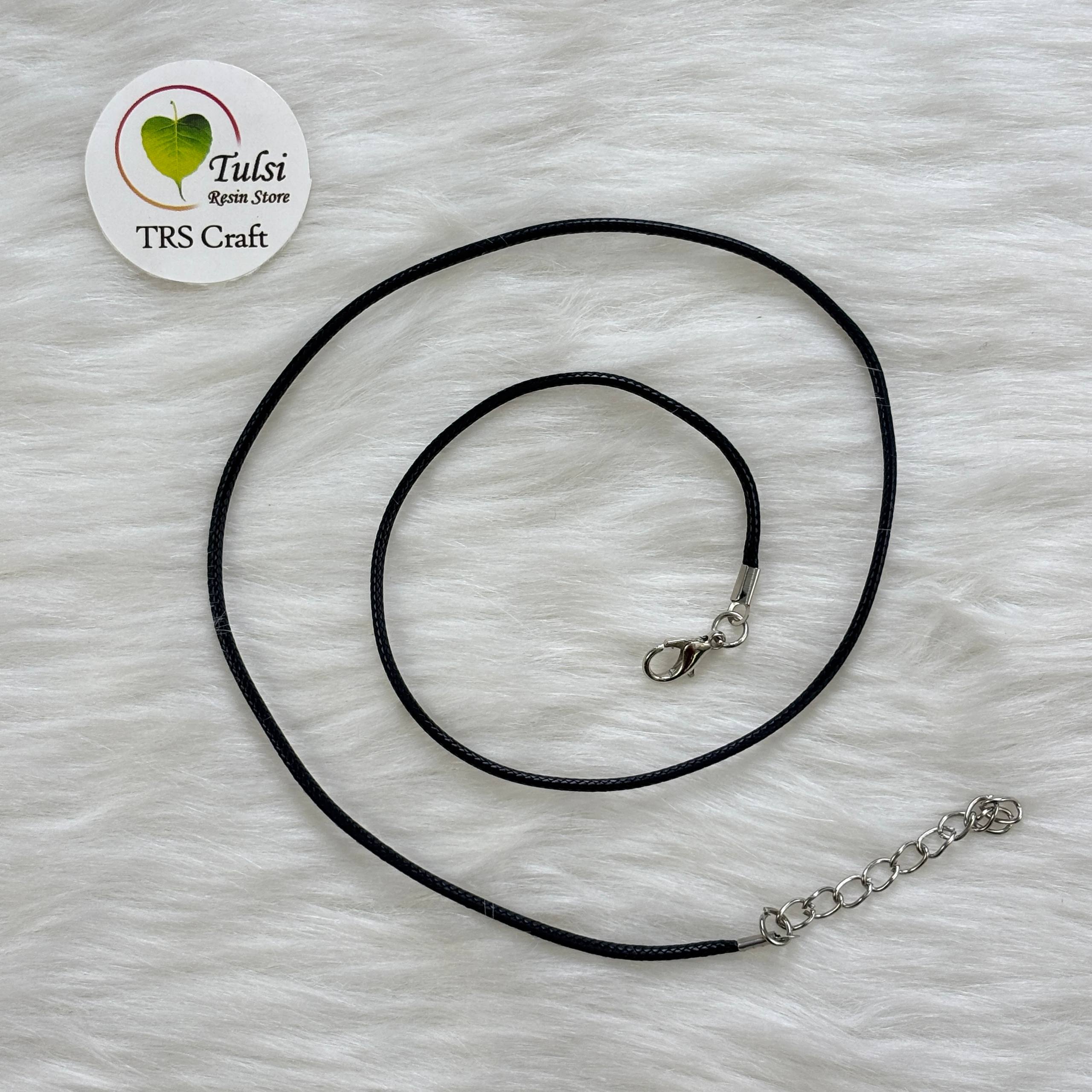Black Pendant Thread