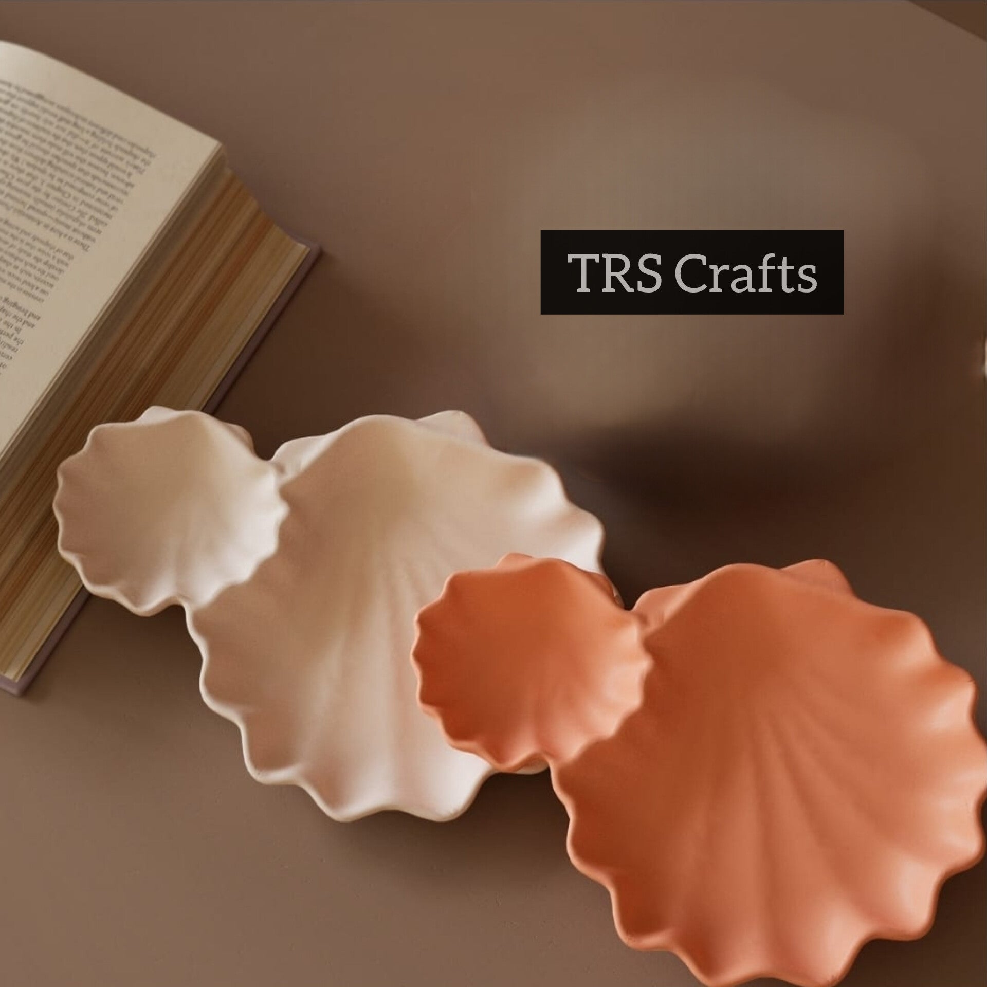 Shell Trinket Mould (E)