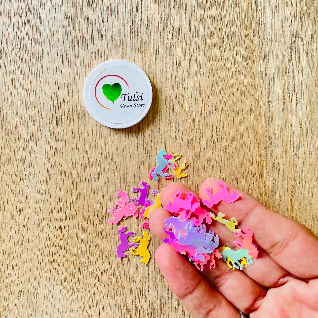 Sequins Colourful Shaker - Big Unicorn Tulsi Resin Store