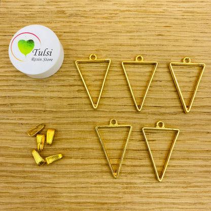 Triangle Bazels With Clasp (5 Pc)