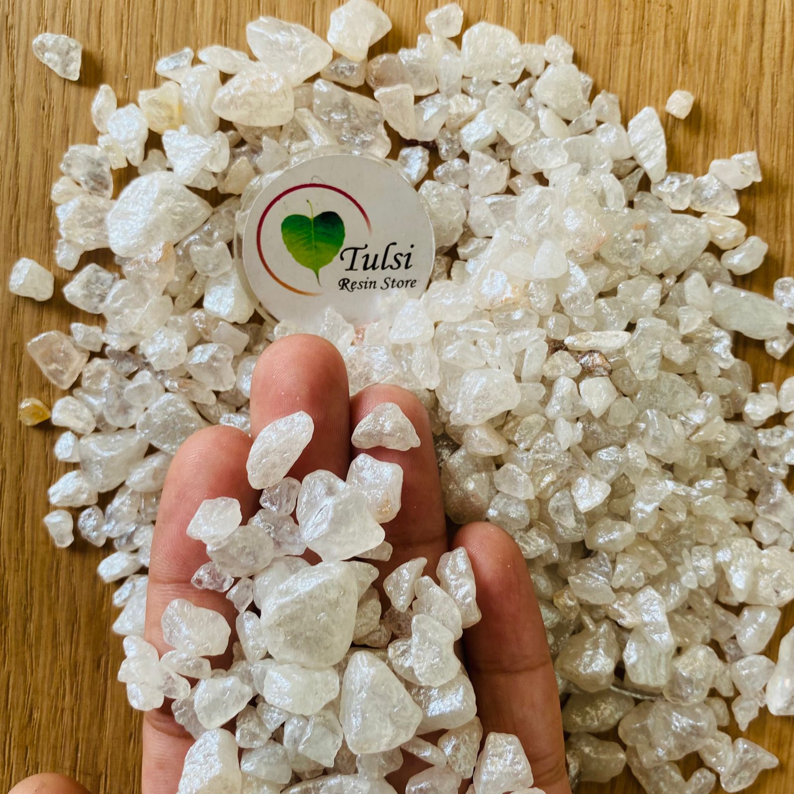 Silver Dyed Crystal tulsiresin