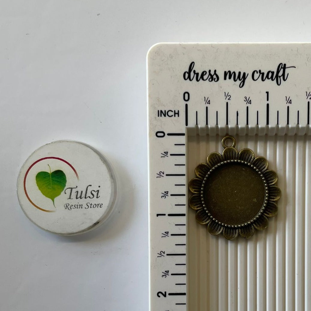 Antique Bazel A22 Tulsi Resin Store