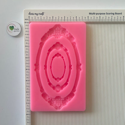 Pink Oval Frame Mould (C)