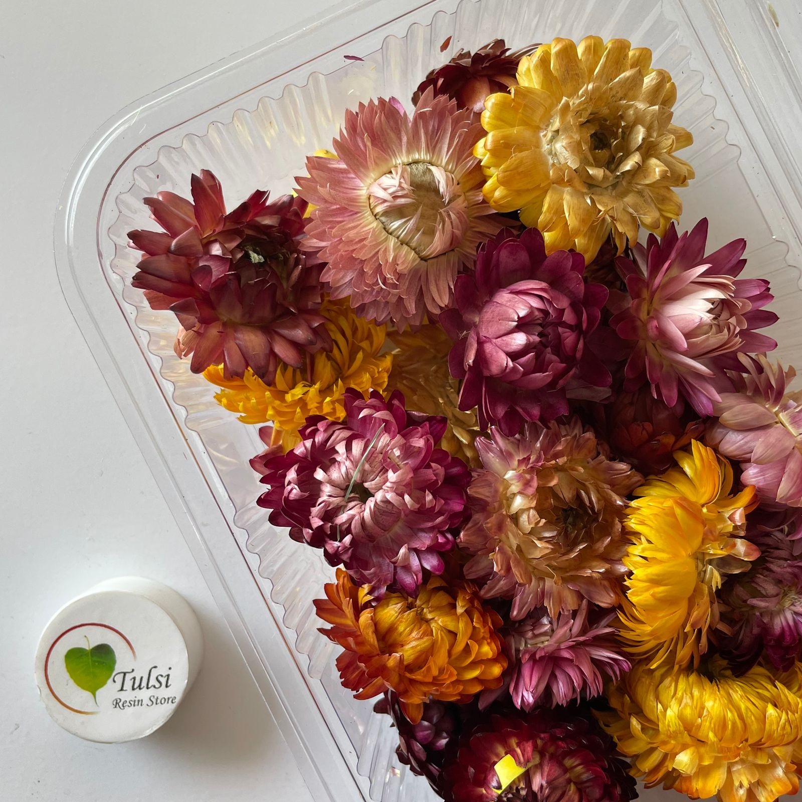 3D Dry Straw Flower Box (A) Tulsi Resin Store