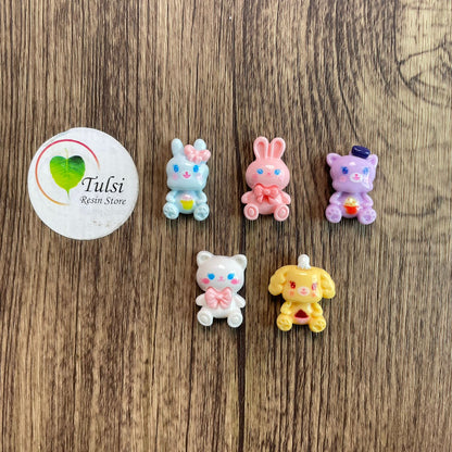 Plastic Charm (E) - Teddy