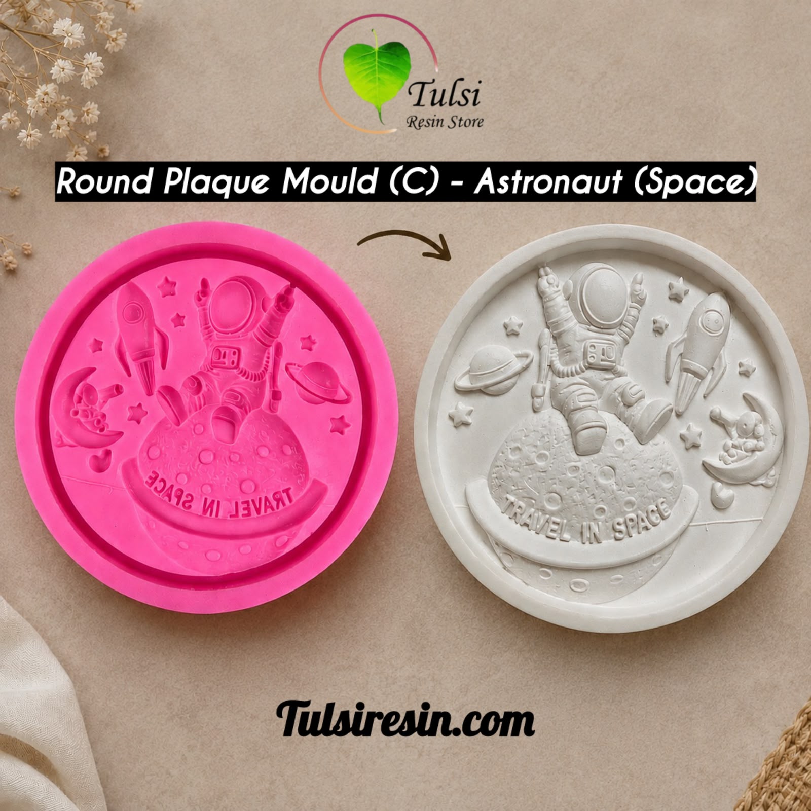 Round Plaque Mould (C) - Astronaut (Space)