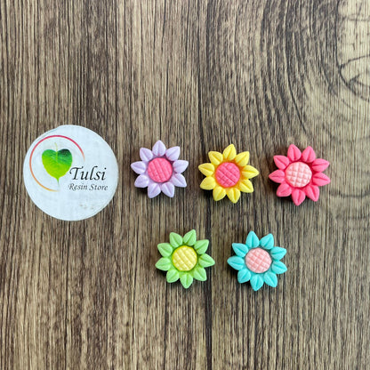 Plastic Charm (C) - Sun Flower Tulsi Resin Store