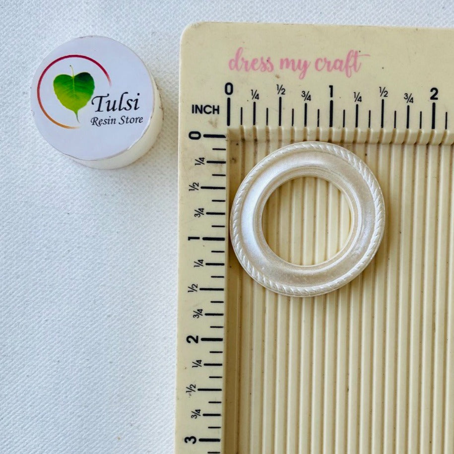 White Plastic Frames - Round Tulsi Resin Store