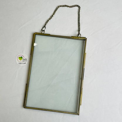 7*5 Vintage Metal Frame Tulsi Resin Store