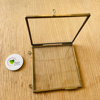 Distash/Defective 4" Vintage Metal frame