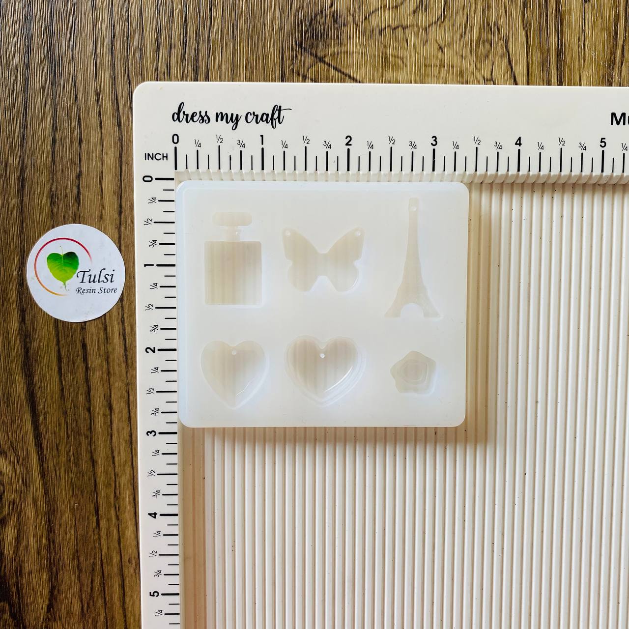 6 Cavity Charm Mould tulsiresin
