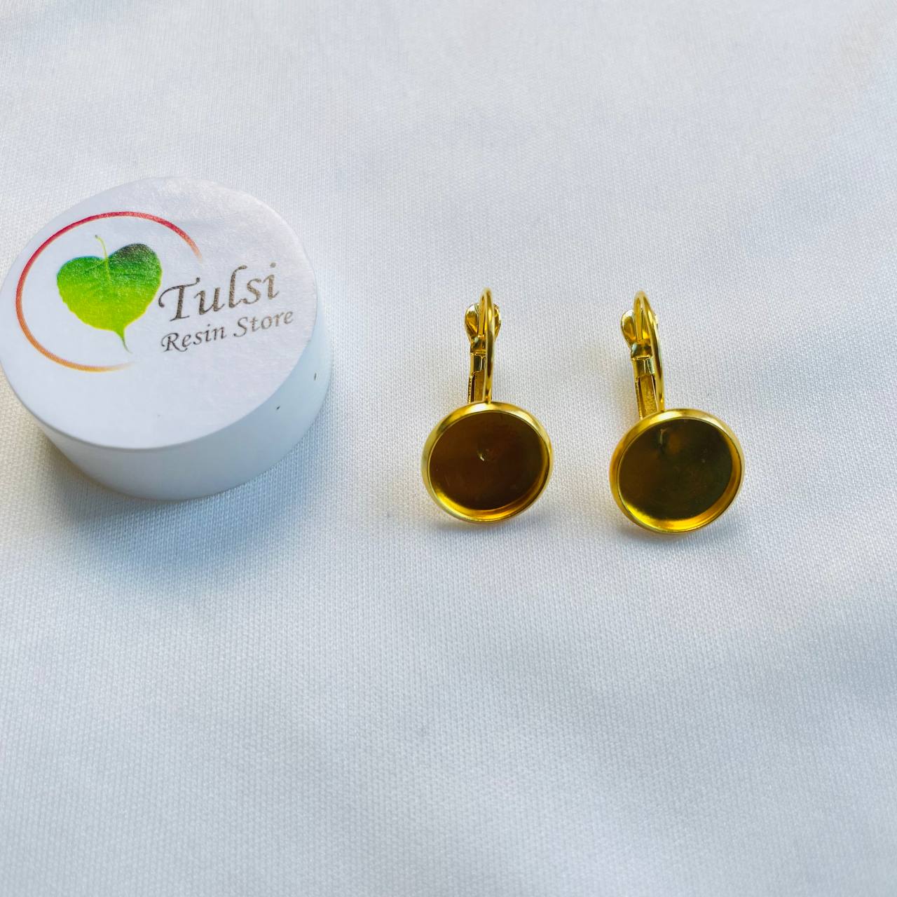 Earring Bazel - (V) (6 Pair)