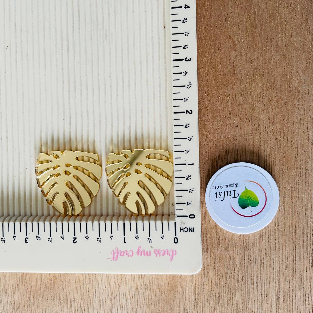 Monstera Leaf Acrylic Cutout (3 pc) Tulsi Resin Store