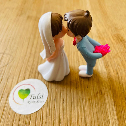 3D Miniature Couple (J) Tulsi Resin Store