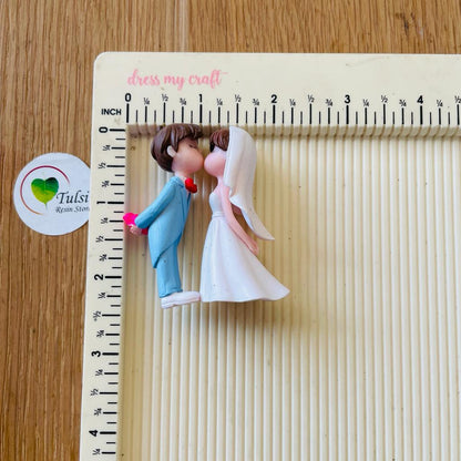 3D Miniature Couple (J) Tulsi Resin Store