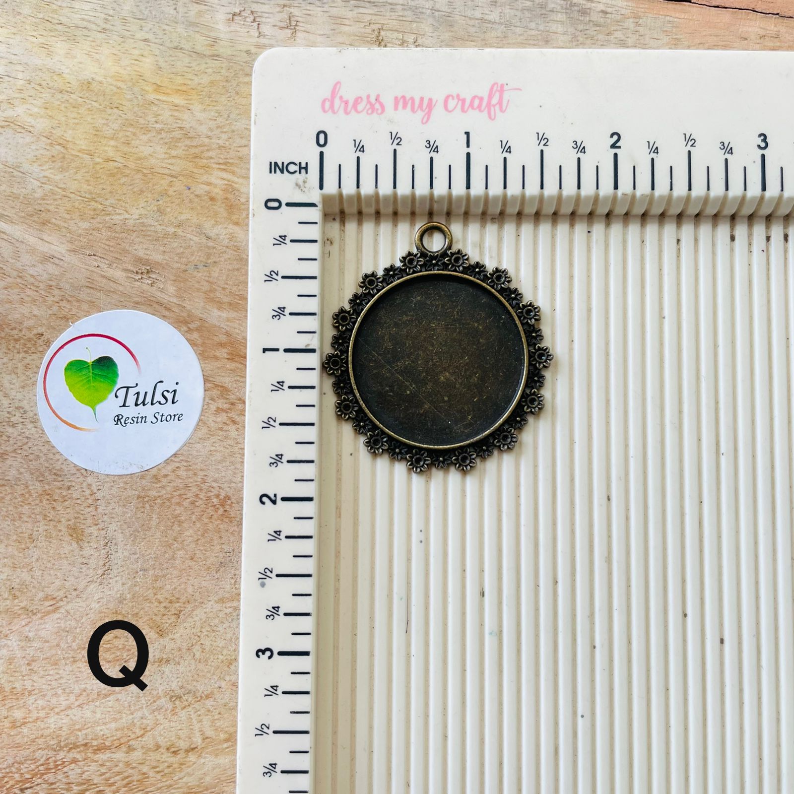 Antique Bazel Q Tulsi Resin Store