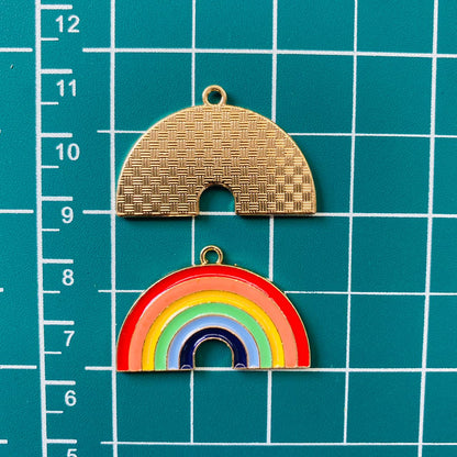 Big Rainbow Charm Tulsi Resin Store