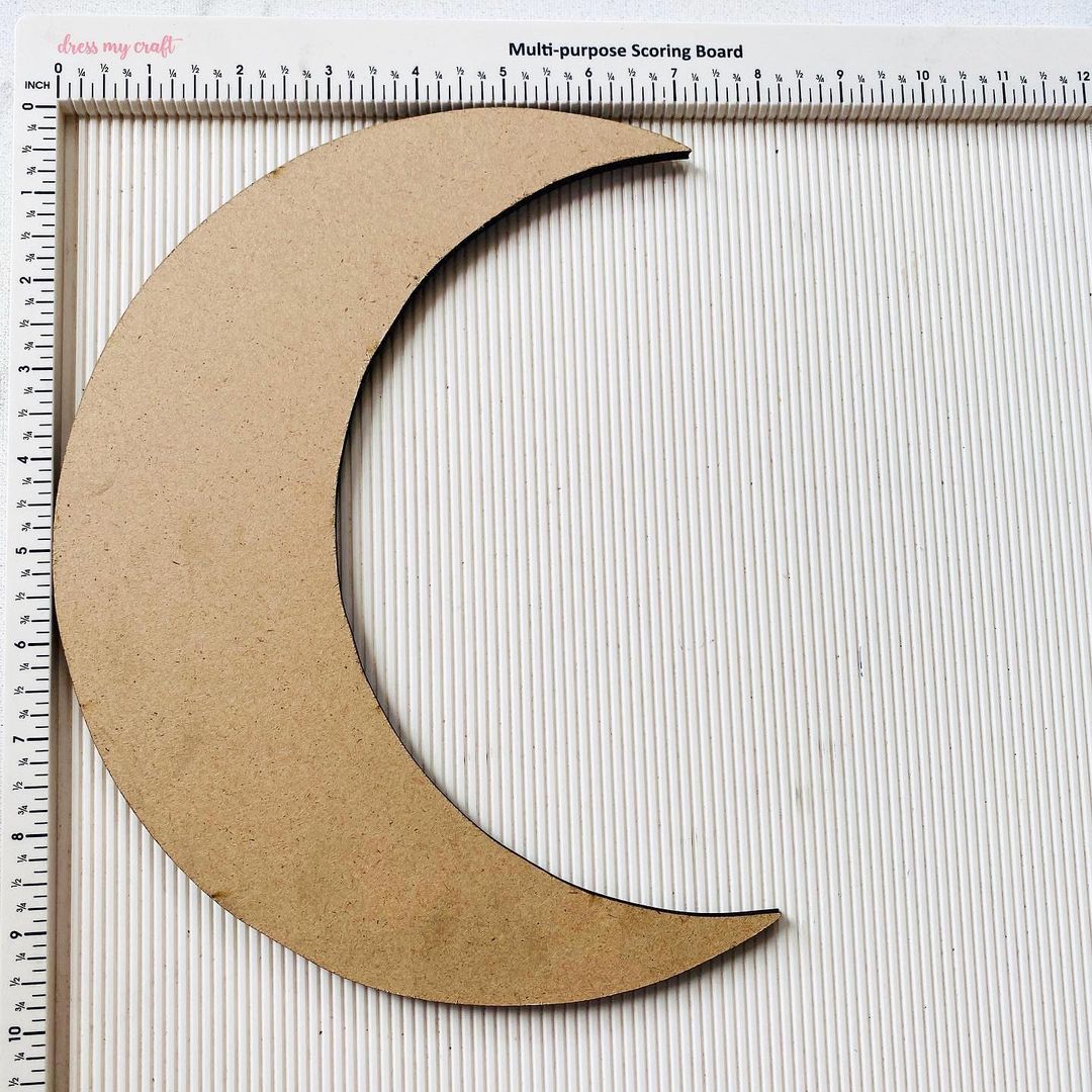 MDF Moon Crescent Base tulsiresin
