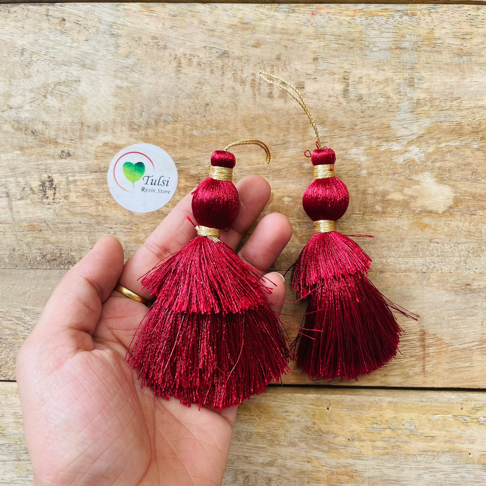 Rakhi Hanging (C) - Maroon - Tulsi Resin Store