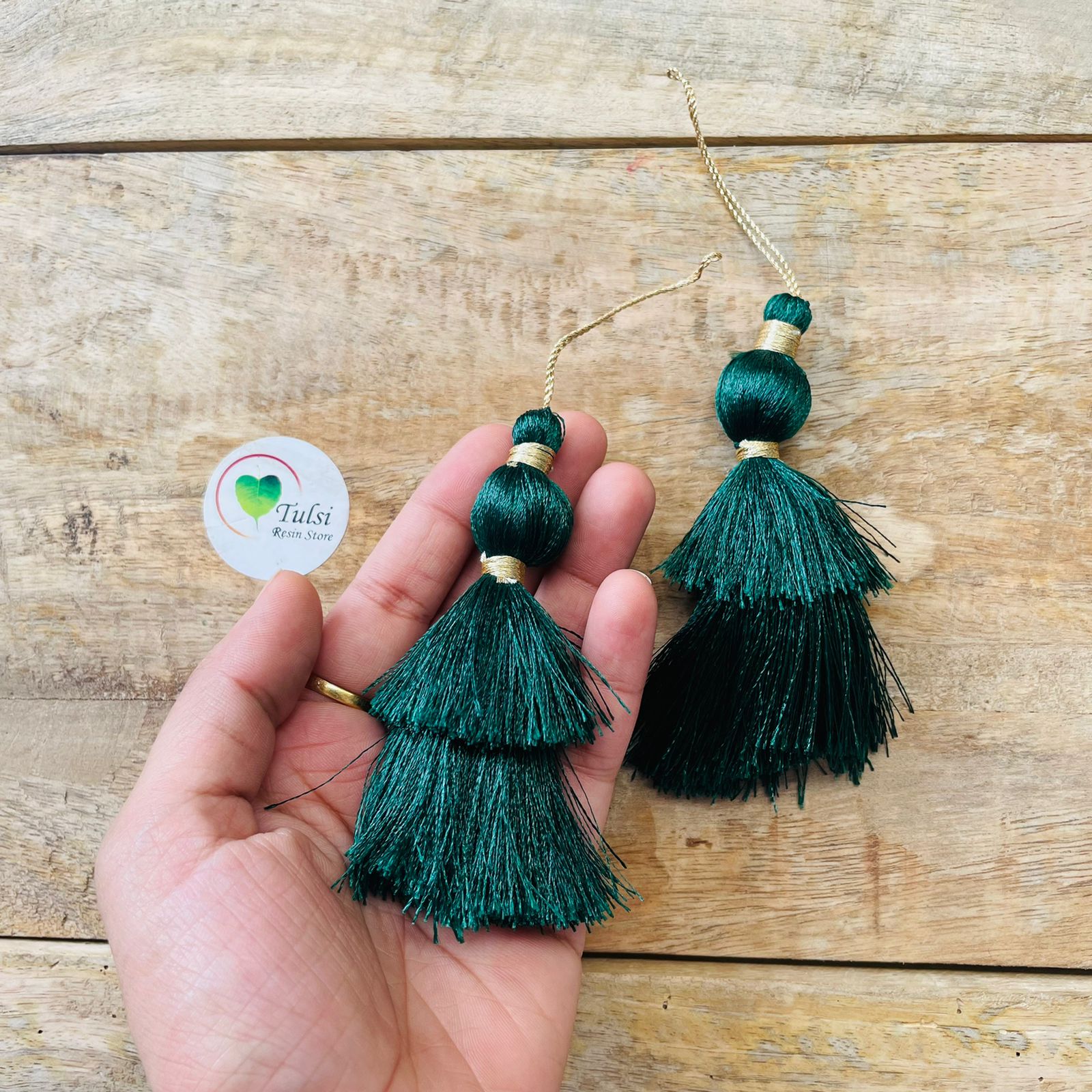 Rakhi Hanging (C) - Olive Green - Tulsi Resin Store