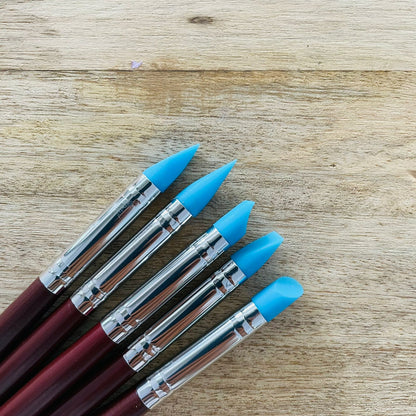 Blue Silicon Brush tulsiresin