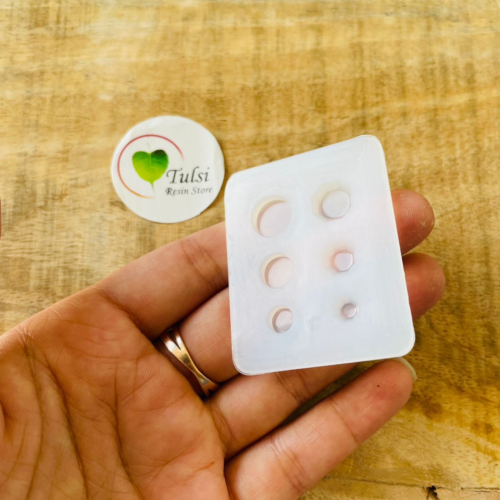 Stud Mould (D) Tulsi Resin Store