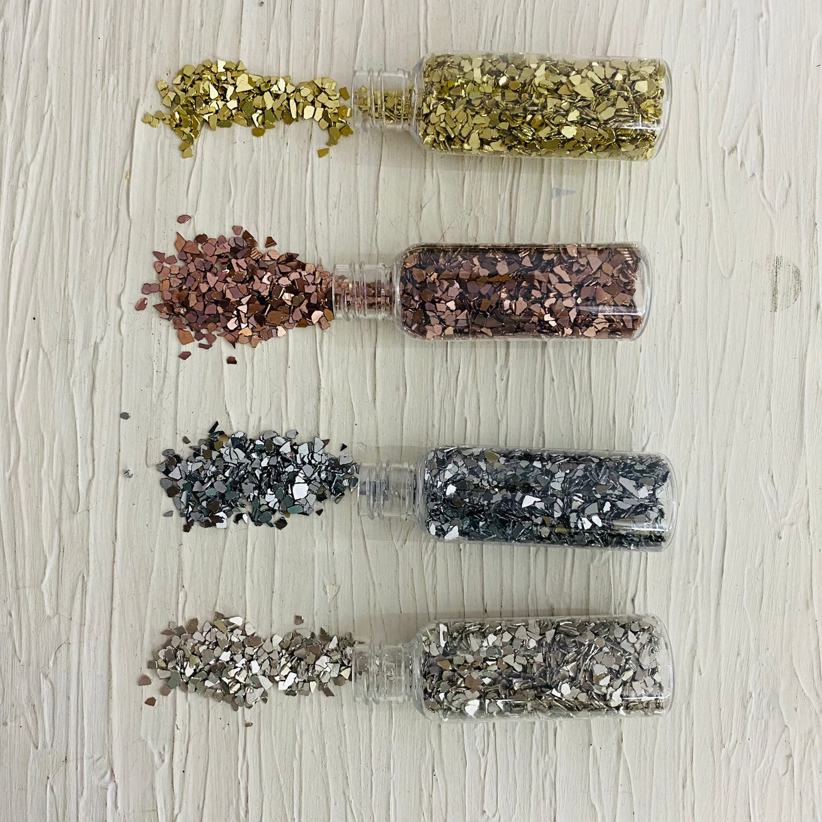 Chip Crystal - Gold - - tulsiresin