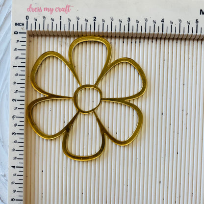 Acrylic Daisy Flower Cutout Tulsi Resin Store