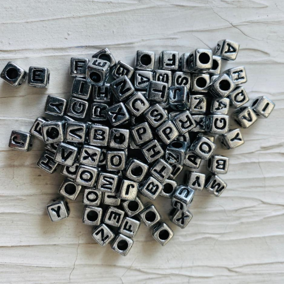 Alphabet Beads Silver tulsiresin